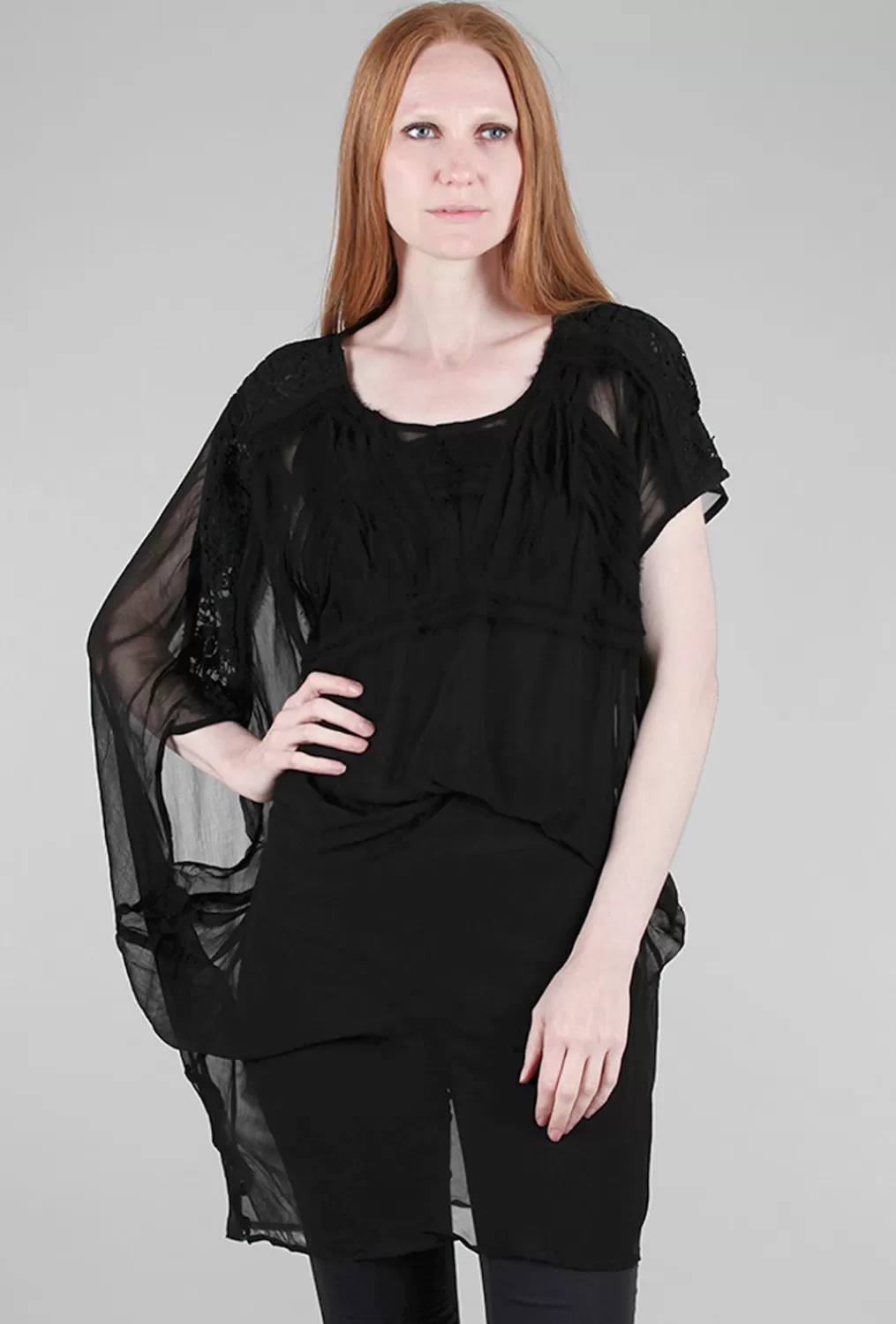 Store Evie Lou Chiffon Asym Cocoon Tunic, Black