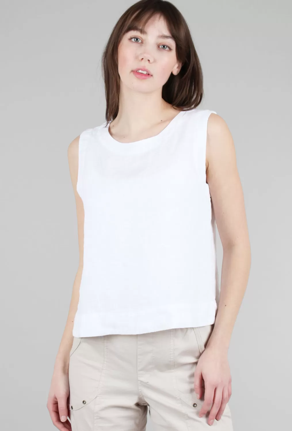 Fashion Evie Lou Classic Linen Shell, White