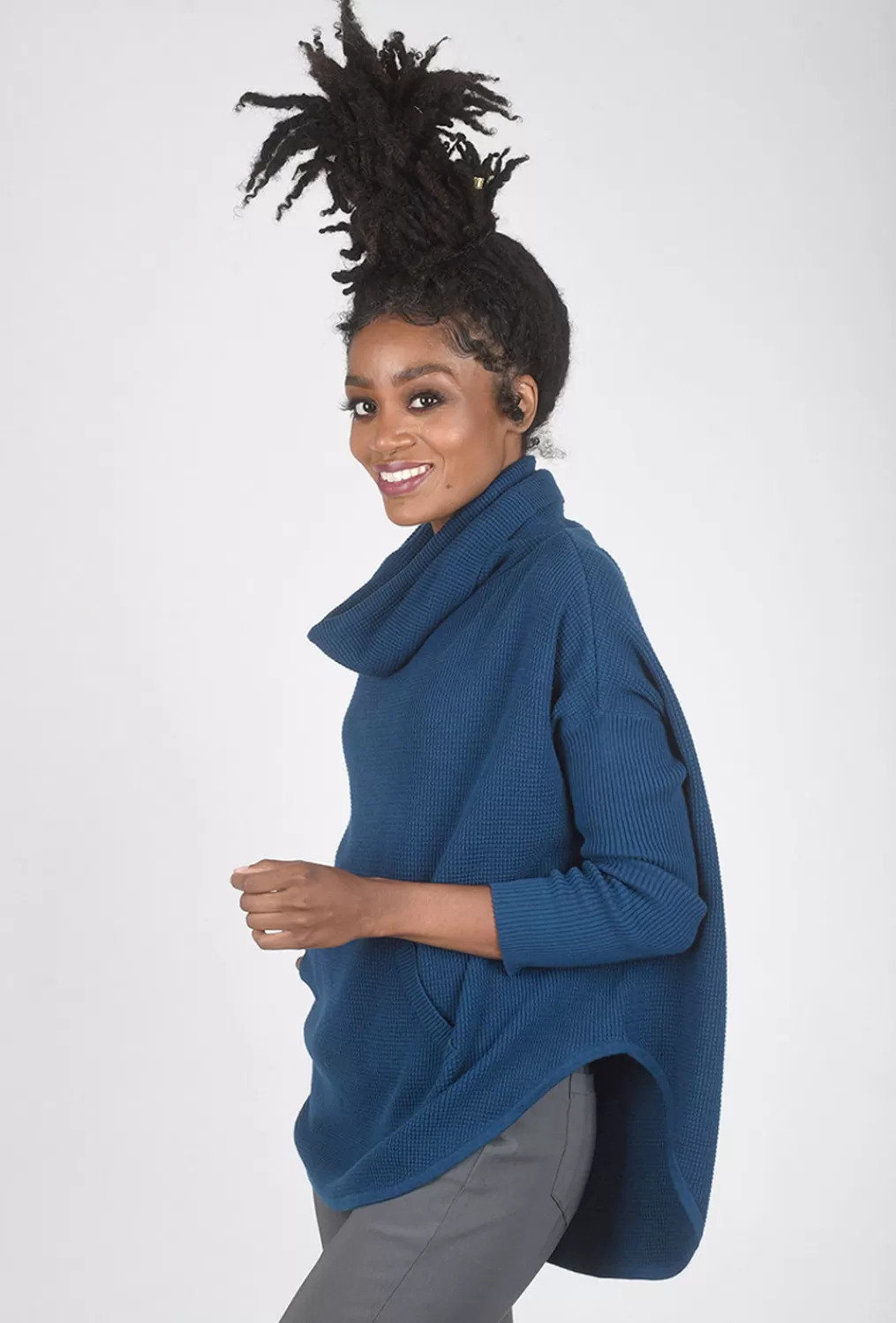 Best Sale Evie Lou Favorite Waffle Cowl, Admiral Blue