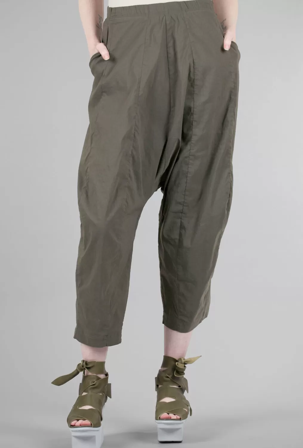 Clearance Evie Lou Seamed Baggy Pant, Olive