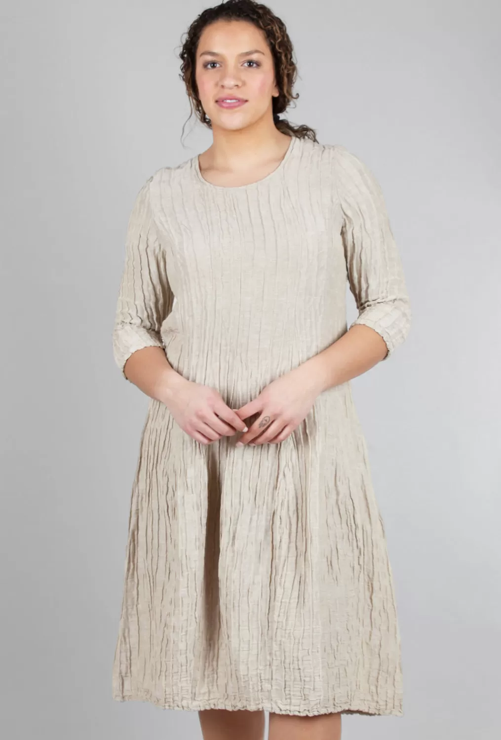 Flash Sale Evie Lou 3/4-Sleeve Crinkle Dress, Parchment