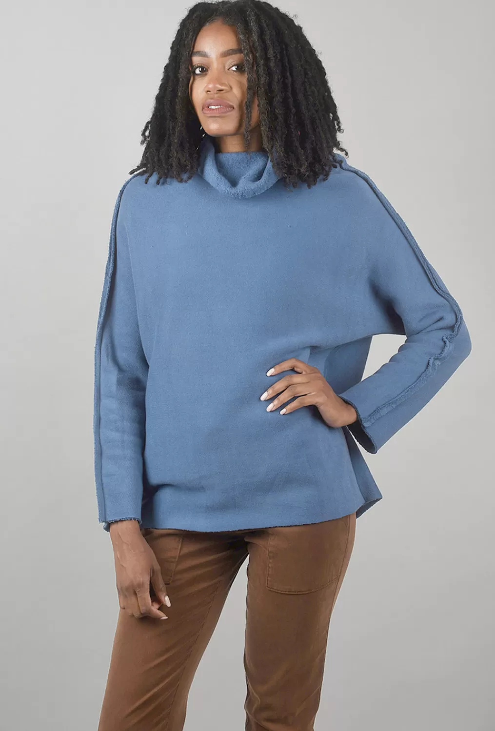 Flash Sale Evie Lou Velvet Fleece Marla Top, Blue